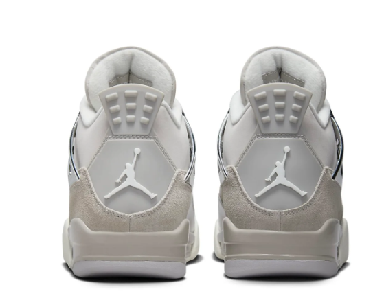 Women's Air Jordan 4 Retro 'Frozen Moments' Sneakers