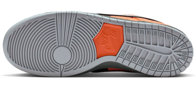 Nike SB Muni Fast Pass Dunk Low Pro Safety Orange / Wolf Grey / Baroque Brown
