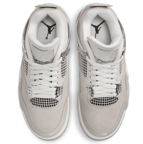 Women's Air Jordan 4 Retro 'Frozen Moments' Sneakers