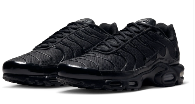 Nike Air Max Plus 'Triple Black' Sneakers