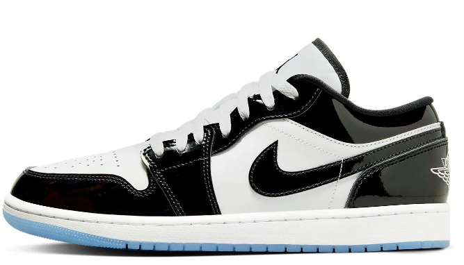 Air Jordan 1 Low SE Sneakers - Black / White / Concord F1C329